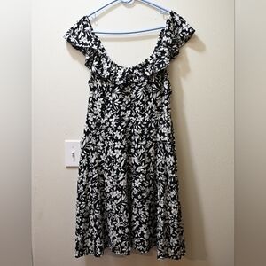 Old Navy Black and White Floral Mini Summer Vacation Cruise Midi Dress Size L
